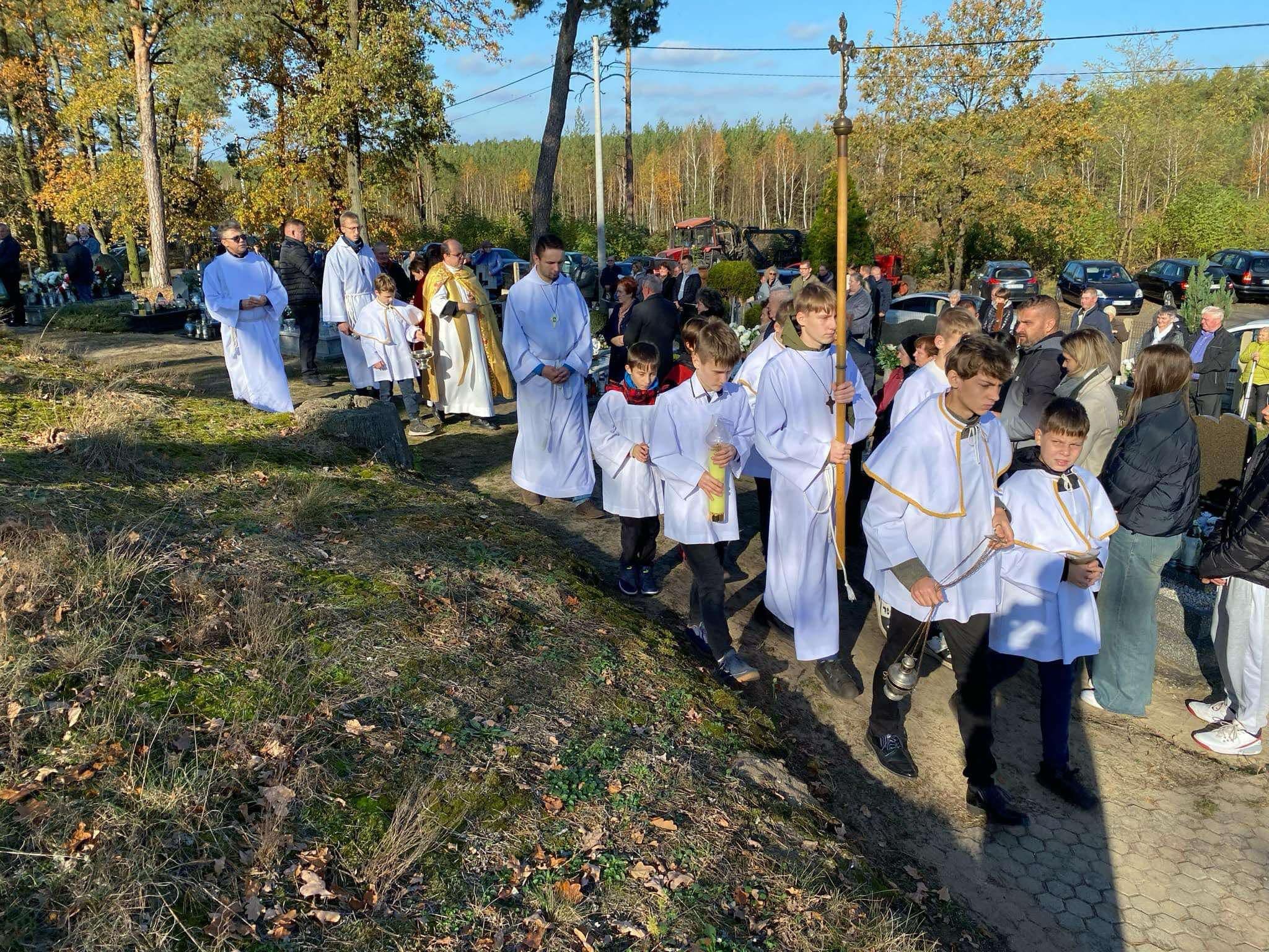 Uroczystość Wszystkich Świętych 2024