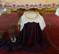 Wielkopostny wystrój kościoła